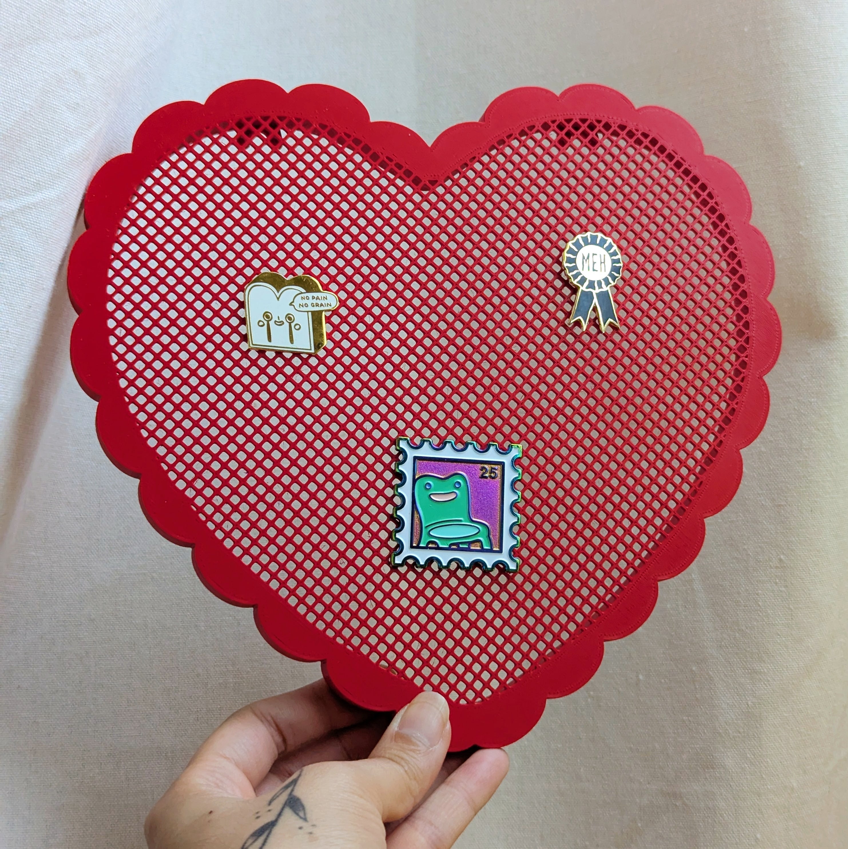 Heart Pin & Earring Display Board (Red)